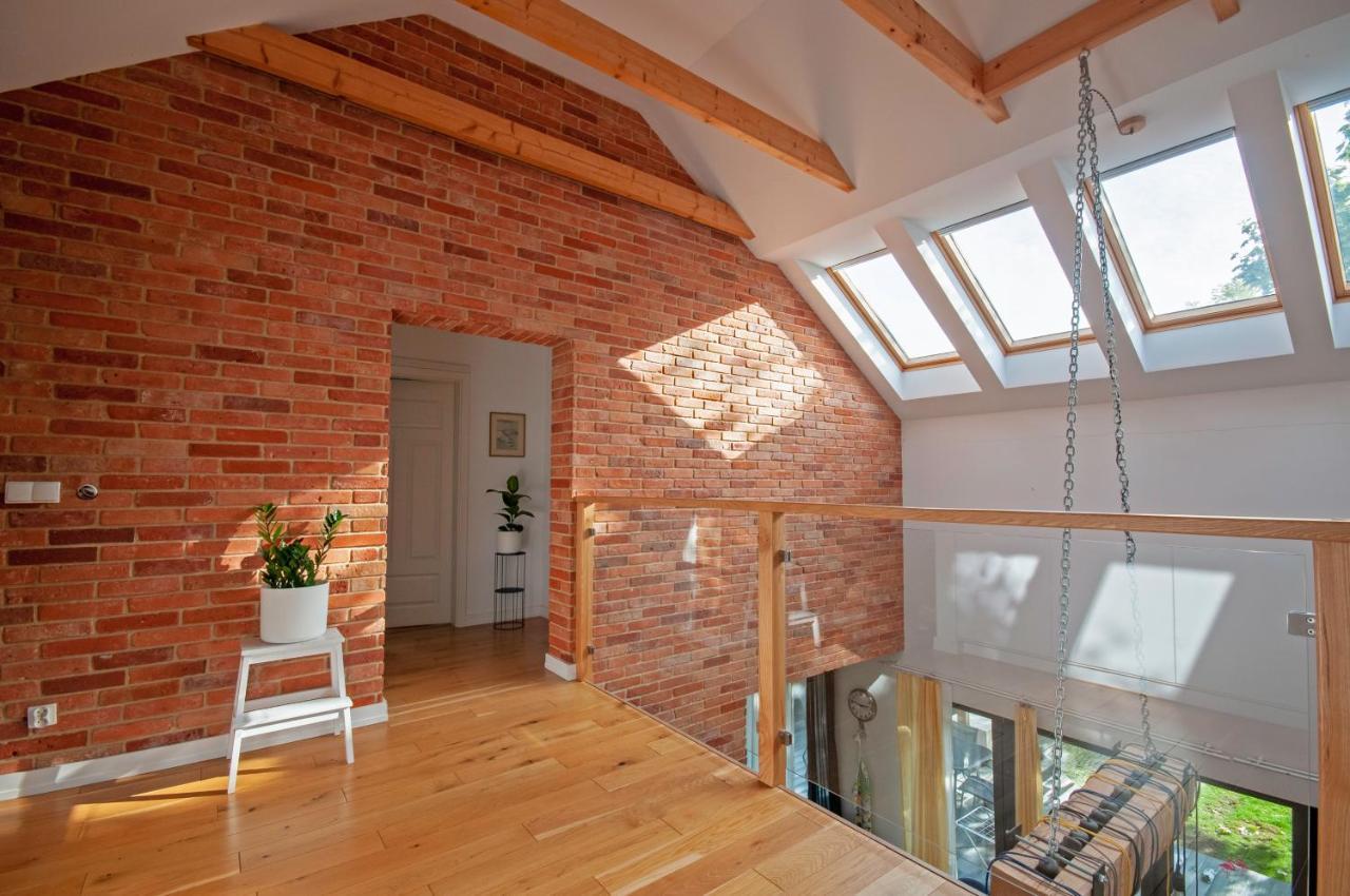Wiselka Holiday House-1,2Km To The Beach; 5 Bedrooms, 3 Bahrooms; Fire Place. Private Sauna! Exterior photo