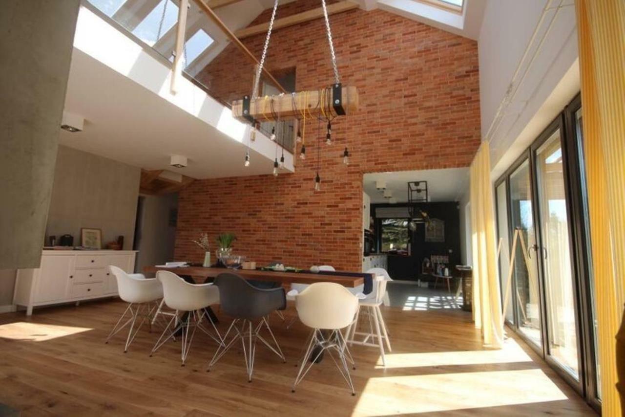 Wiselka Holiday House-1,2Km To The Beach; 5 Bedrooms, 3 Bahrooms; Fire Place. Private Sauna! Exterior photo